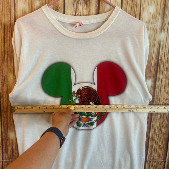 Tees Men’s Short Sleeve Round Neck White Tricolor Mickey Mouse Tee Size Large - Picture 3 of 7